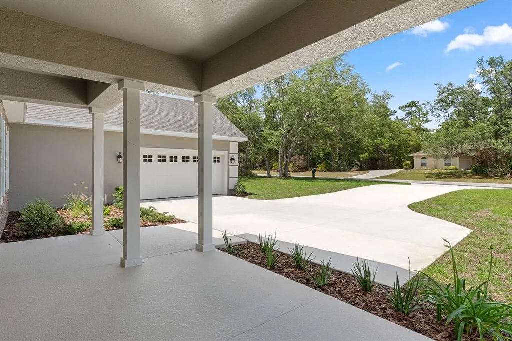 3818 W Birds Nest Drive Beverly Hills FL 34465