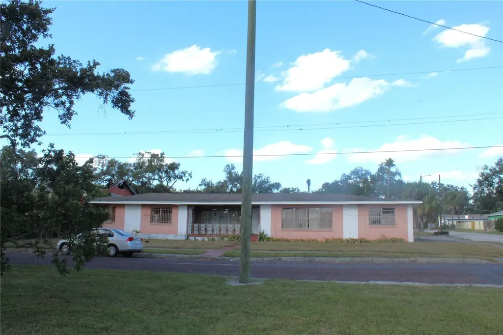 418 E Emily Street Tampa FL 33603