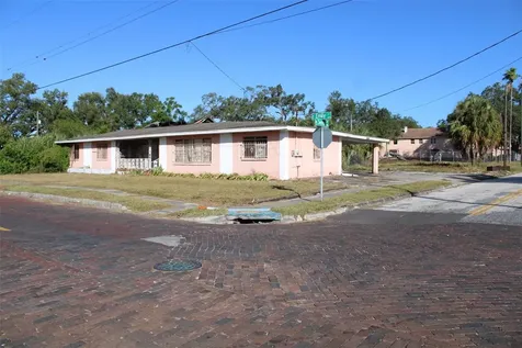 418 E Emily Street Tampa FL 33603