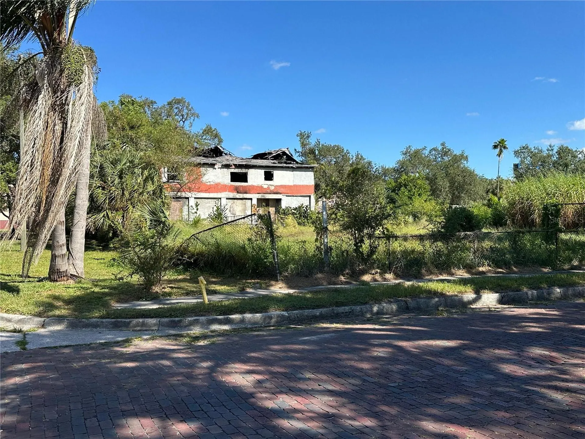 414 & 418 E Emily + 167408-0000 Street Tampa FL 33603