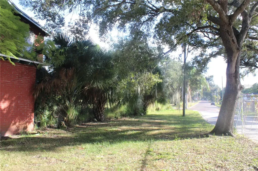 414 E Emily Street Tampa FL 33603