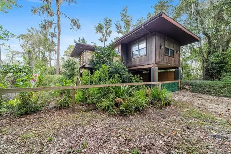 20810 NE 132nd Avenue Waldo FL 32694