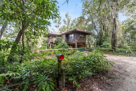 20810 NE 132nd Avenue Waldo FL 32694