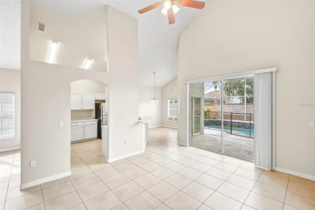 7946 Golden Pond Circle Kissimmee FL 34747