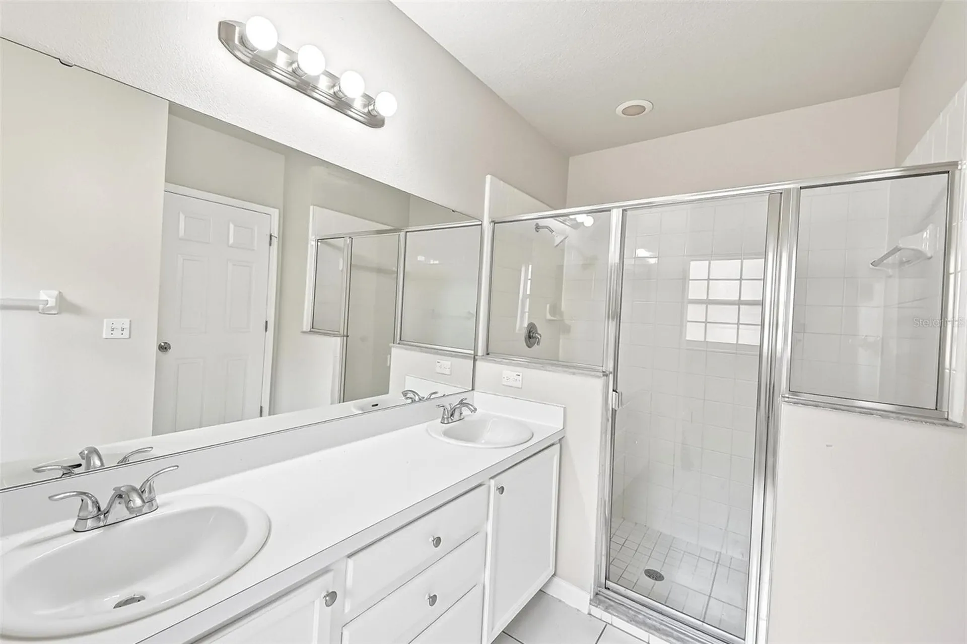 7946 Golden Pond Circle Kissimmee FL 34747