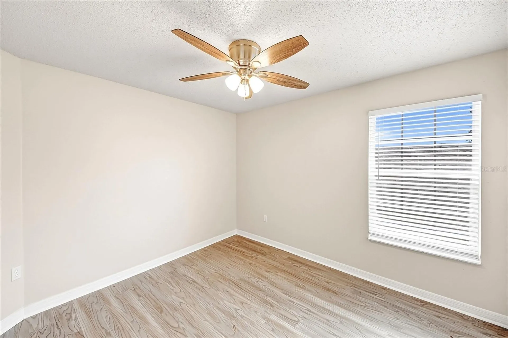 7946 Golden Pond Circle Kissimmee FL 34747
