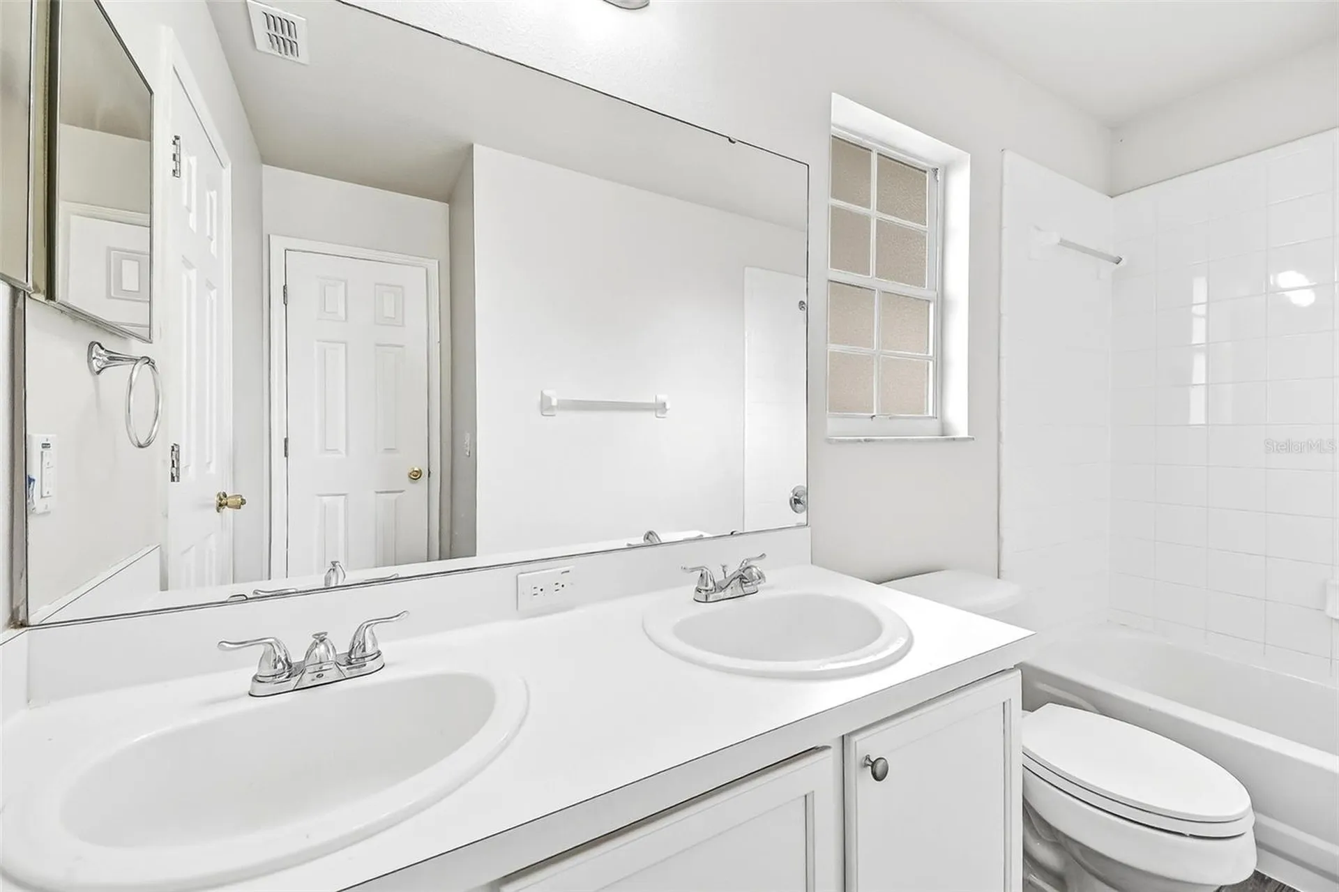 7946 Golden Pond Circle Kissimmee FL 34747