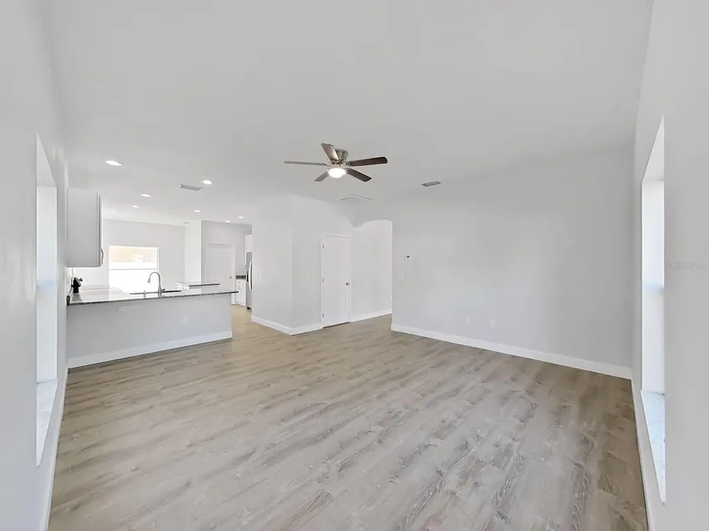 1830 Van Allen Loop Auburndale FL 33823