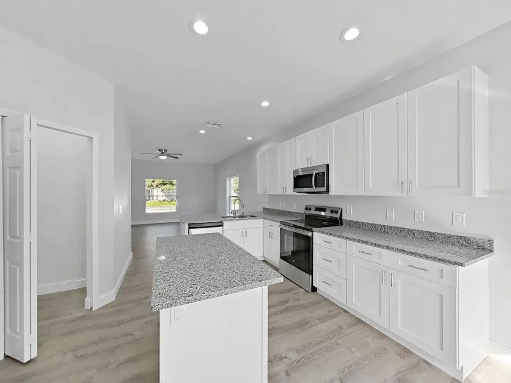 1830 Van Allen Loop Auburndale FL 33823