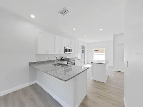 1830 Van Allen Loop Auburndale FL 33823