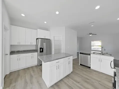 1830 Van Allen Loop Auburndale FL 33823