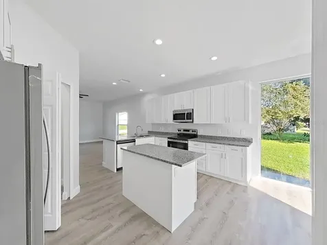1830 Van Allen Loop Auburndale FL 33823