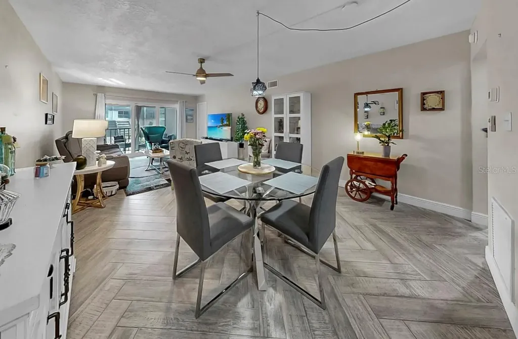 8799 Bardmoor Boulevard Seminole FL 33777