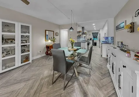 8799 Bardmoor Boulevard Seminole FL 33777