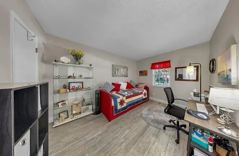 8799 Bardmoor Boulevard Seminole FL 33777