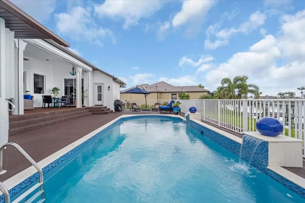 4213 NW 28th Street Cape Coral FL 33993