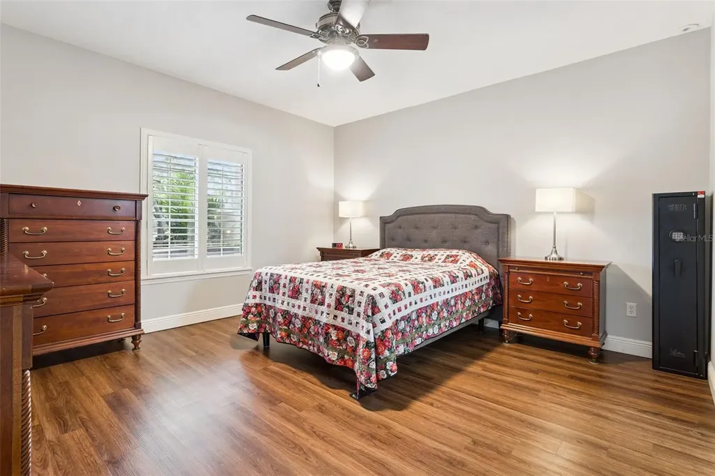 1130 Avenida De Las Casas Lady Lake FL 32159