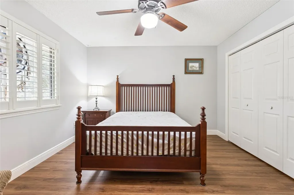 1130 Avenida De Las Casas Lady Lake FL 32159