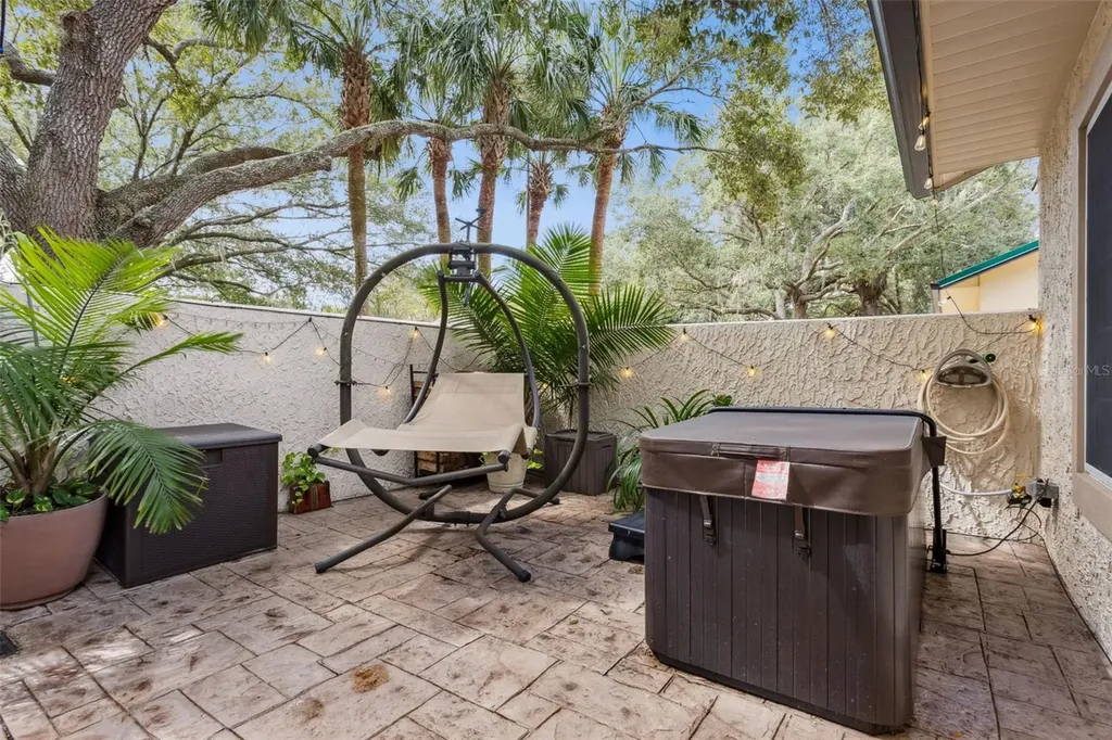 1130 Avenida De Las Casas Lady Lake FL 32159
