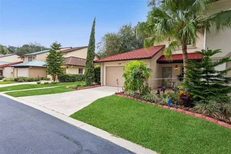 1130 Avenida De Las Casas Lady Lake FL 32159
