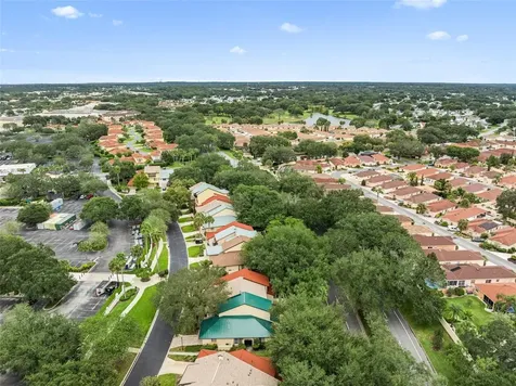 1130 Avenida De Las Casas Lady Lake FL 32159