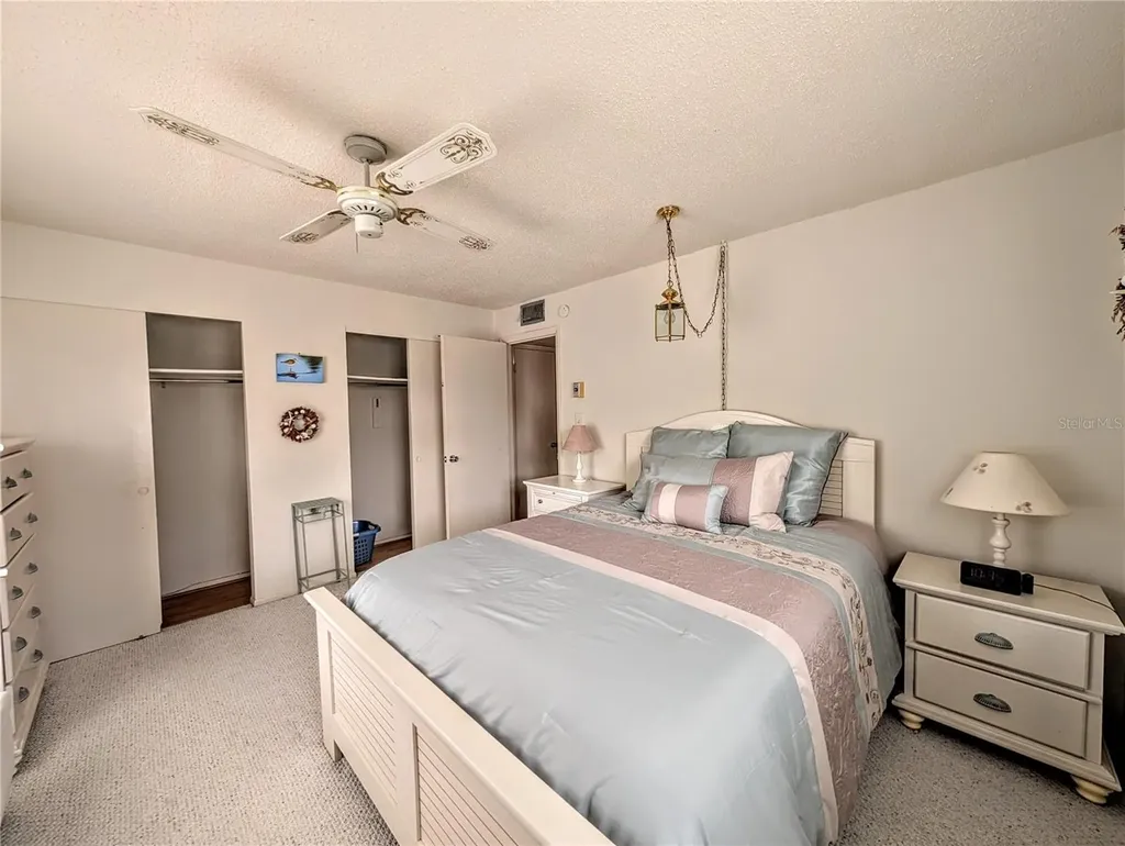 2303 Sunset Drive Bradenton FL 34207
