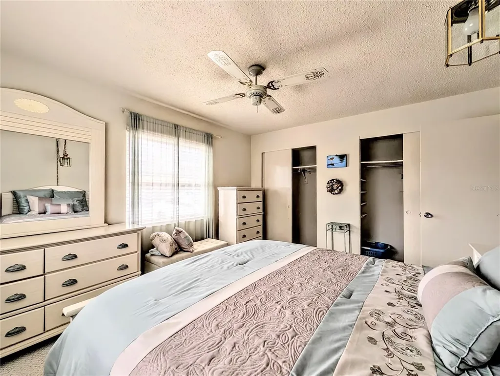 2303 Sunset Drive Bradenton FL 34207
