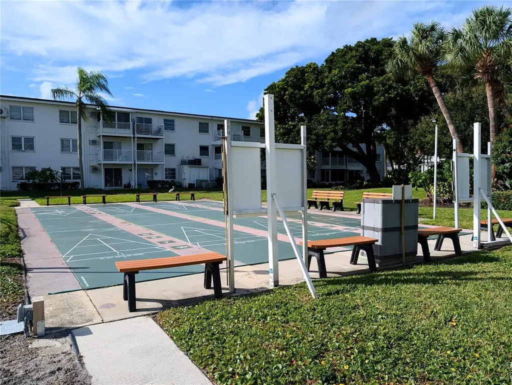 2303 Sunset Drive Bradenton FL 34207