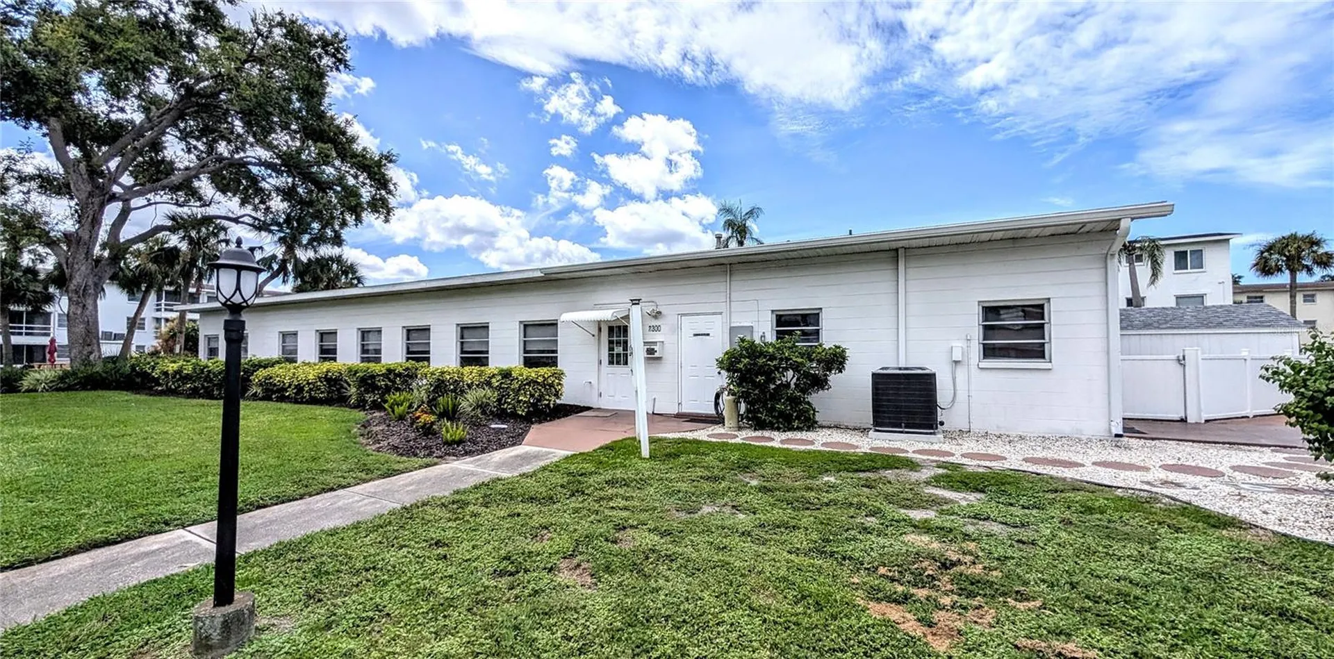 2303 Sunset Drive Bradenton FL 34207