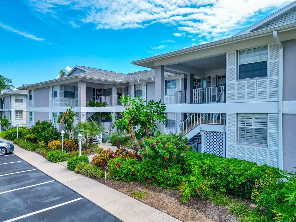 1145 Edgewater Circle Bradenton FL 34209