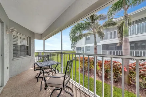 1145 Edgewater Circle Bradenton FL 34209