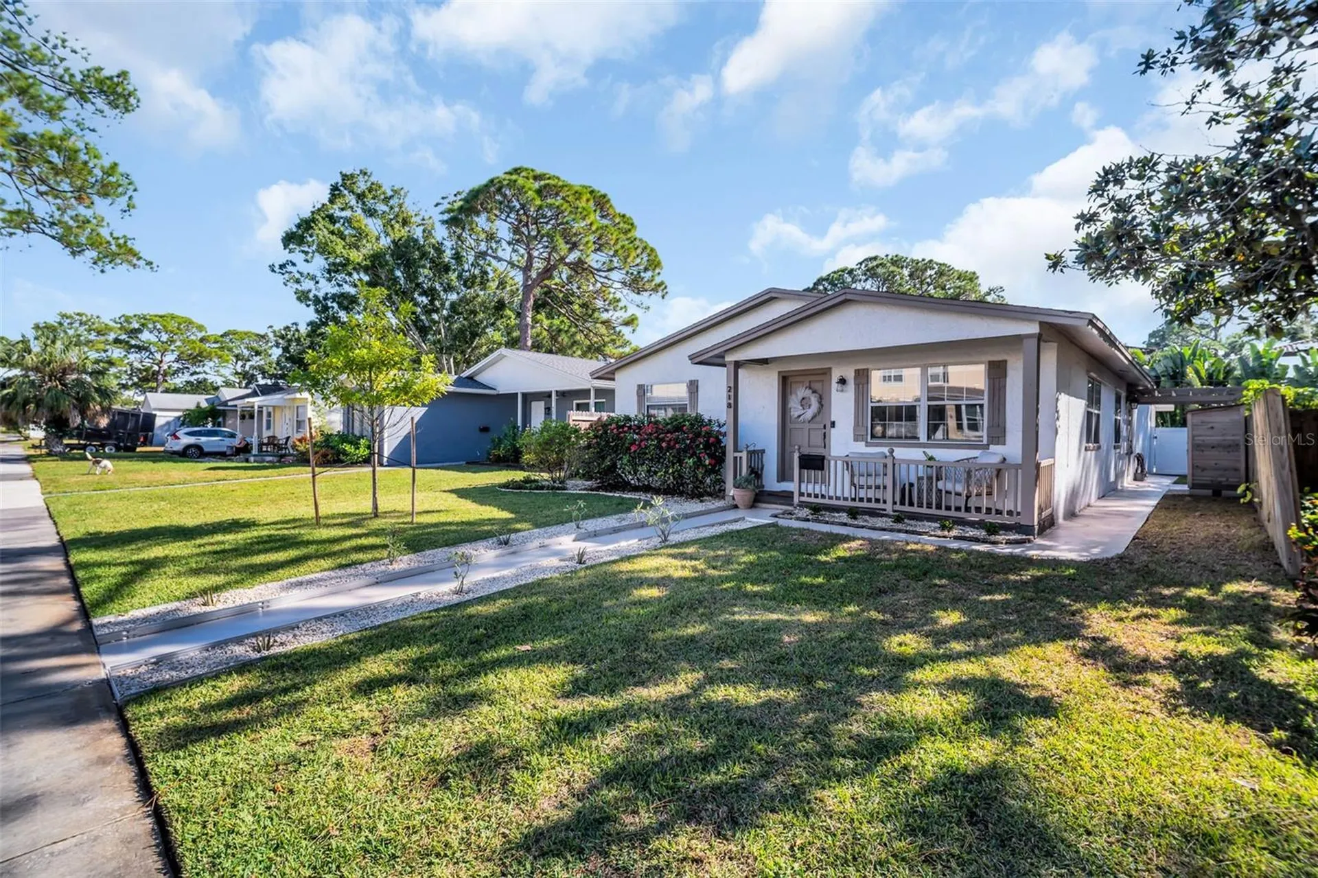 218 49th Avenue N St Petersburg FL 33703