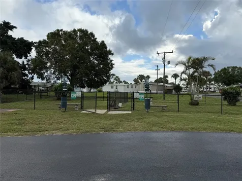 6521 SE 55th Street Okeechobee FL 34974
