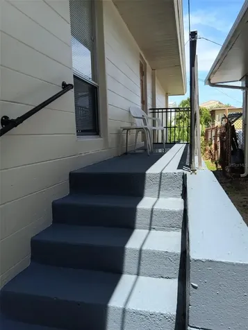 6967 Sunset Drive S St Petersburg FL 33707