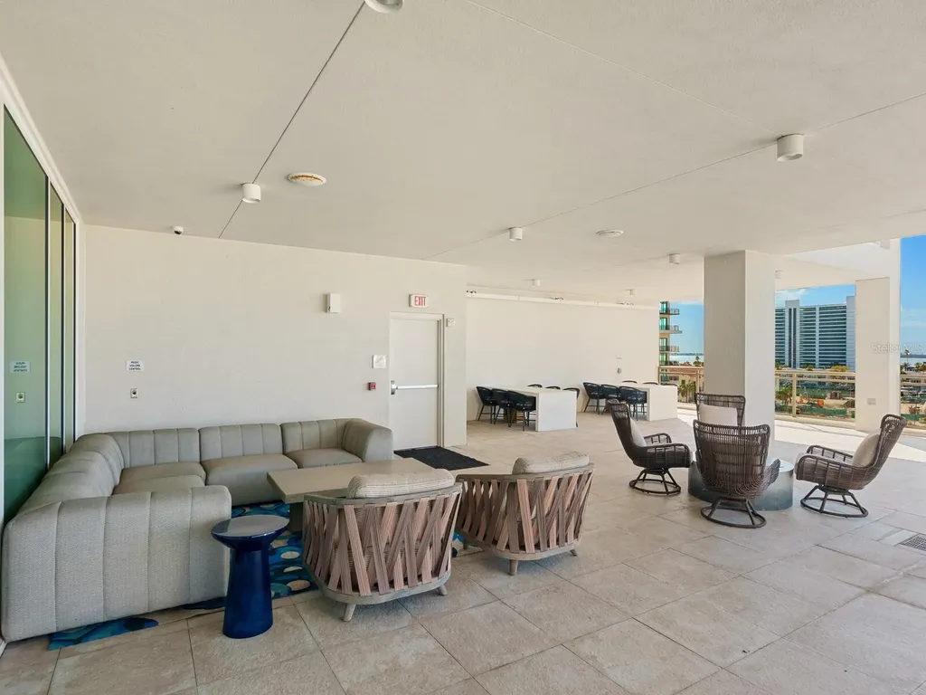 540 N Tamiami Trail Sarasota FL 34236