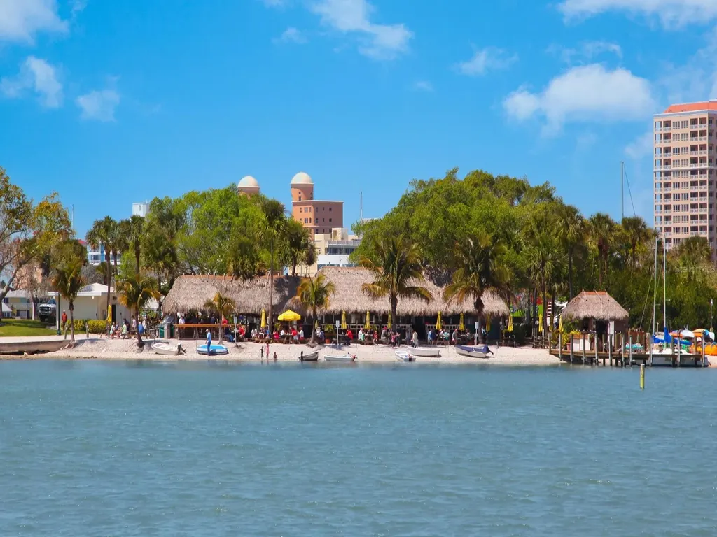 540 N Tamiami Trail Sarasota FL 34236