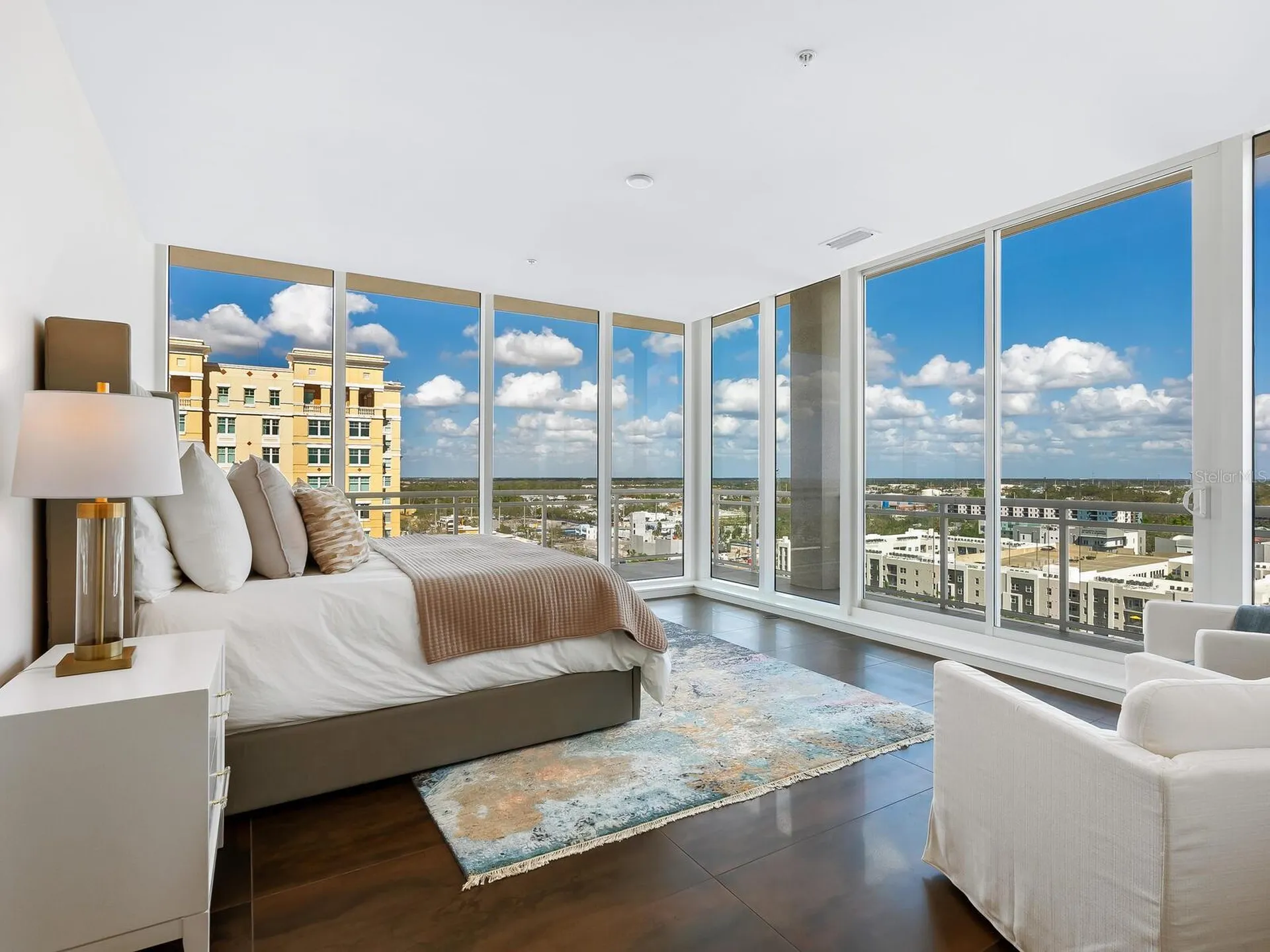 540 N Tamiami Trail Sarasota FL 34236