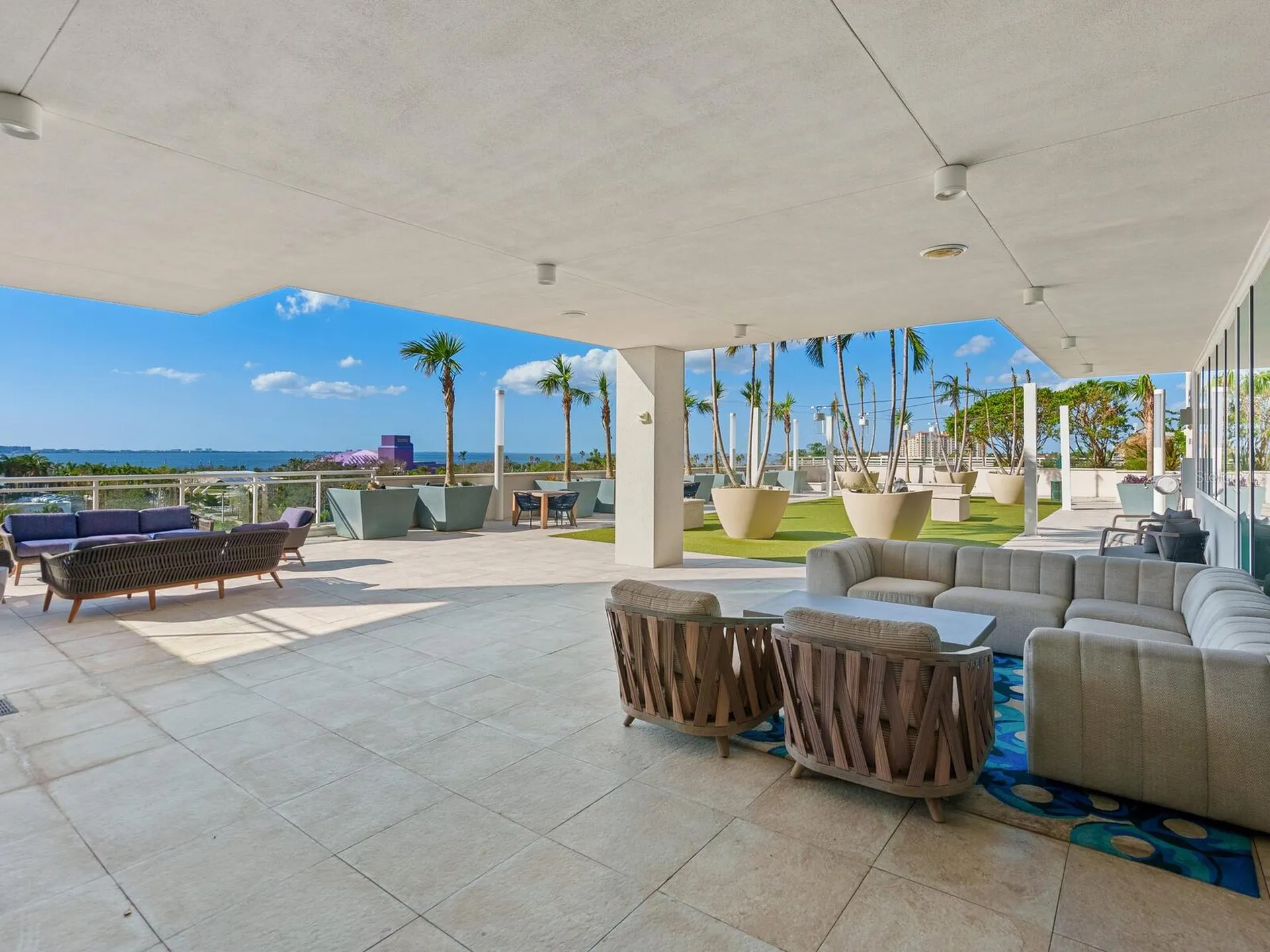 540 N Tamiami Trail Sarasota FL 34236