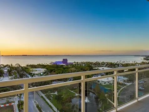 540 N Tamiami Trail Sarasota FL 34236