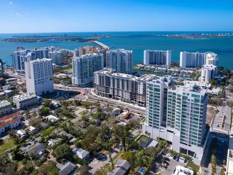 540 N Tamiami Trail Sarasota FL 34236