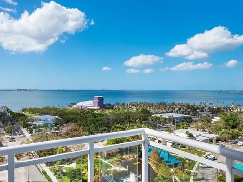 540 N Tamiami Trail Sarasota FL 34236