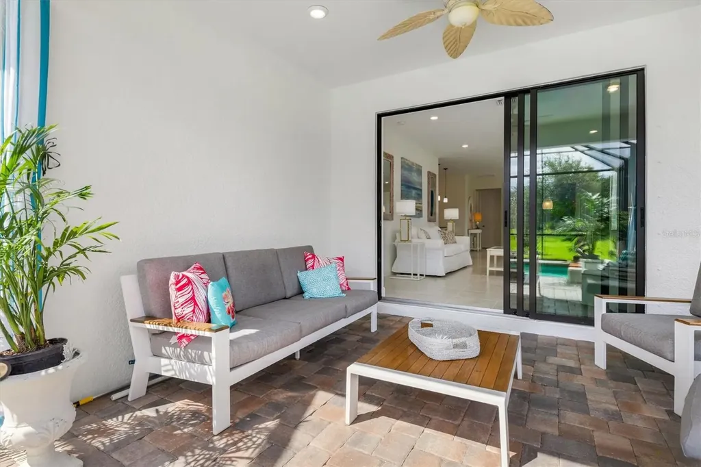12261 Marsh Pointe Road Sarasota FL 34238