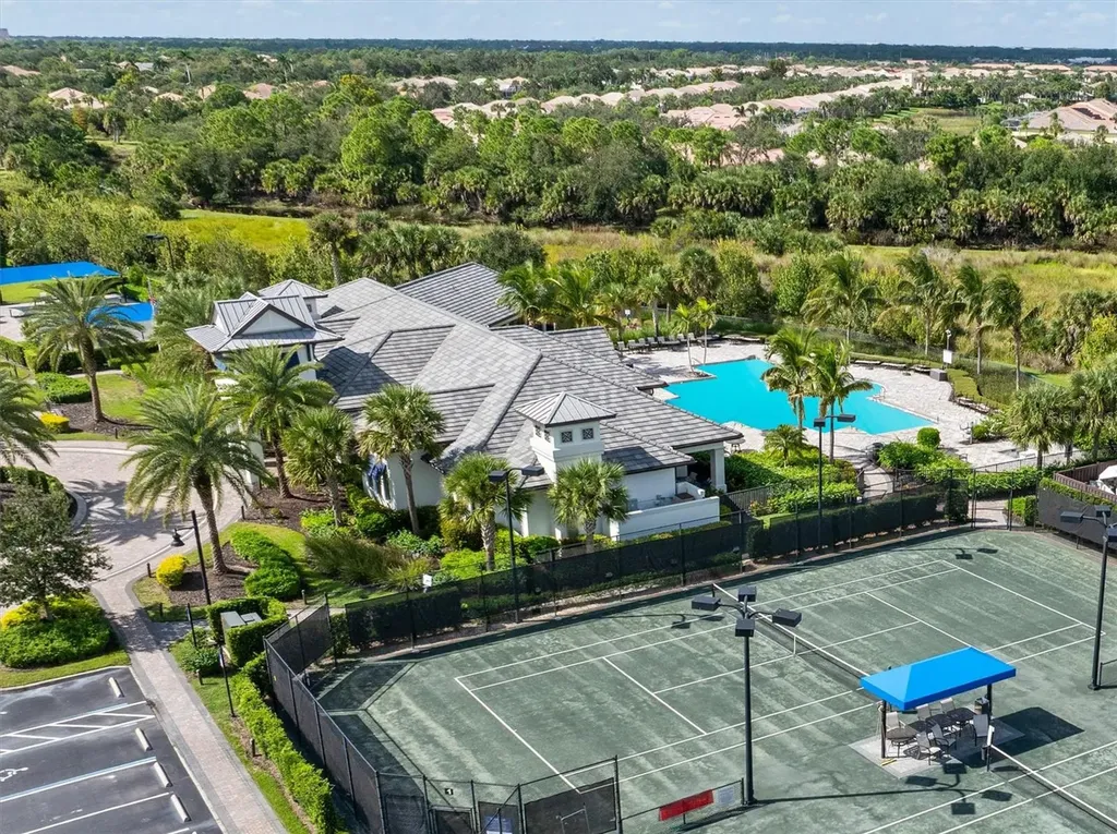 12261 Marsh Pointe Road Sarasota FL 34238