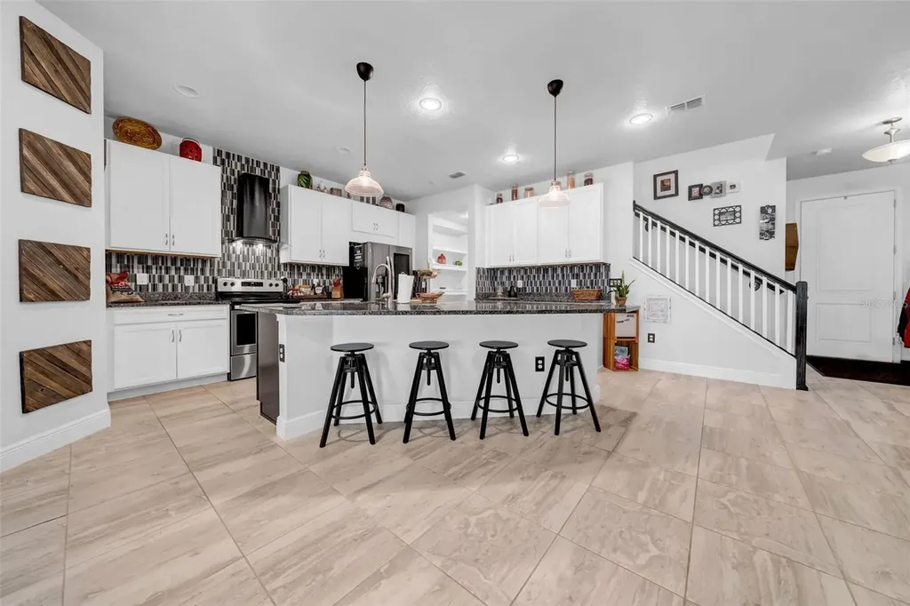 4007 Palm Key Avenue Oldsmar FL 34677