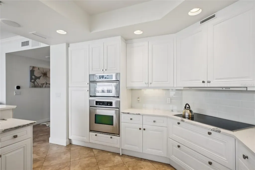 5823 Bowen Daniel Drive Tampa FL 33616