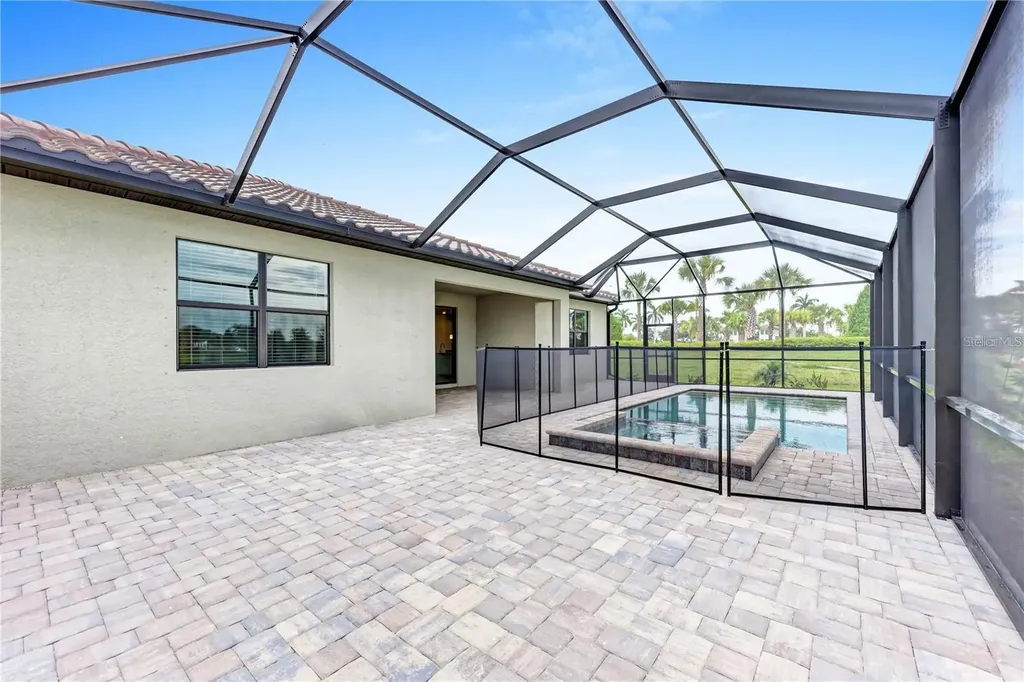 16464 Whale Grey Place Bradenton FL 34211