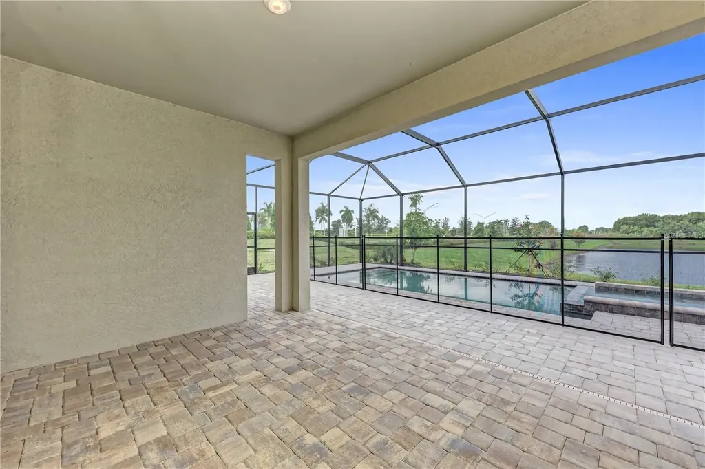 16464 Whale Grey Place Bradenton FL 34211