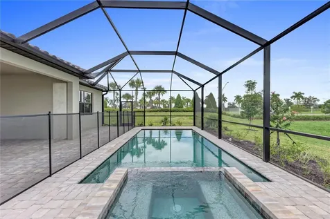 16464 Whale Grey Place Bradenton FL 34211