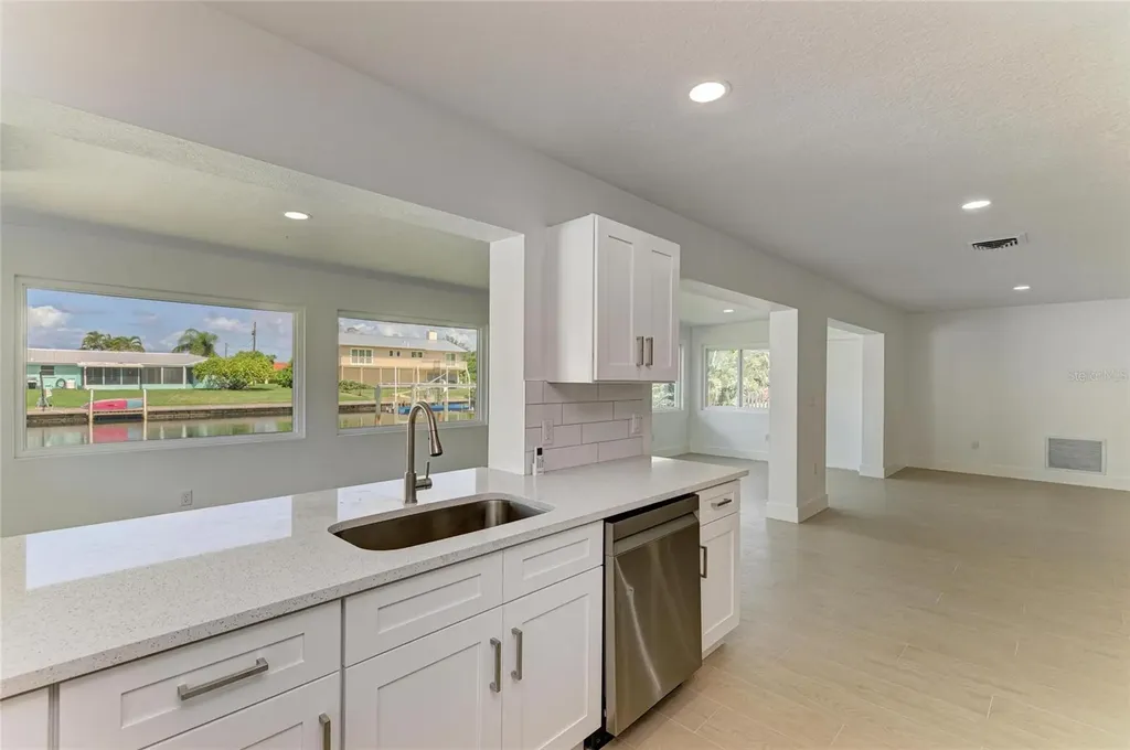 4412 Dolphin Lane Palmetto FL 34221