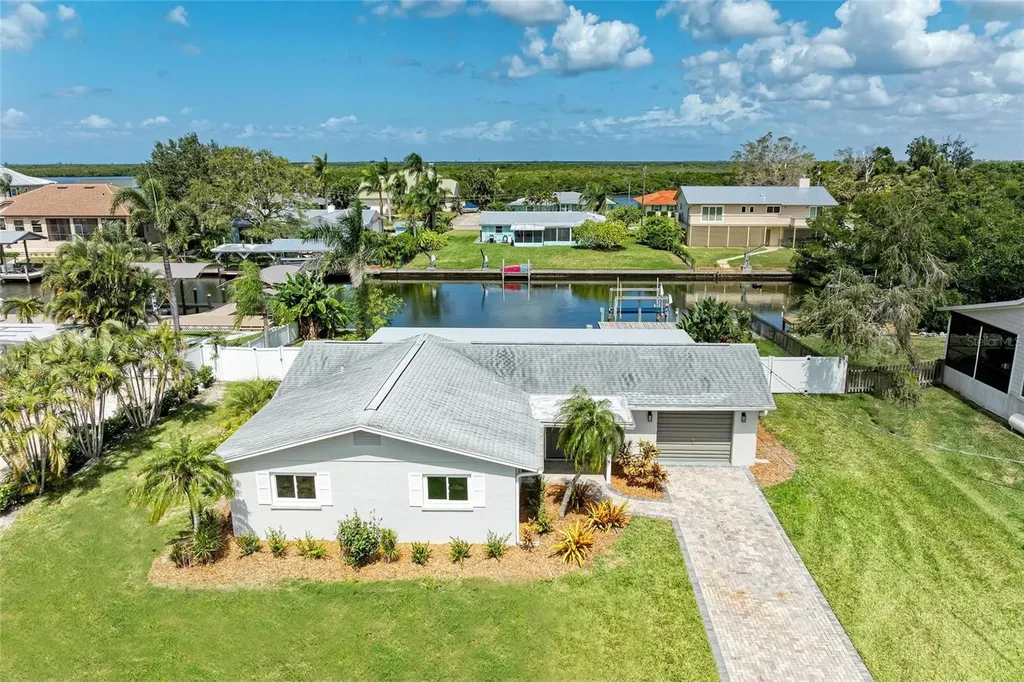 4412 Dolphin Lane Palmetto FL 34221